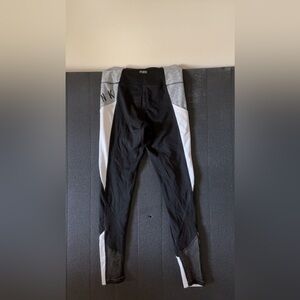 Pink women’s leggings size small